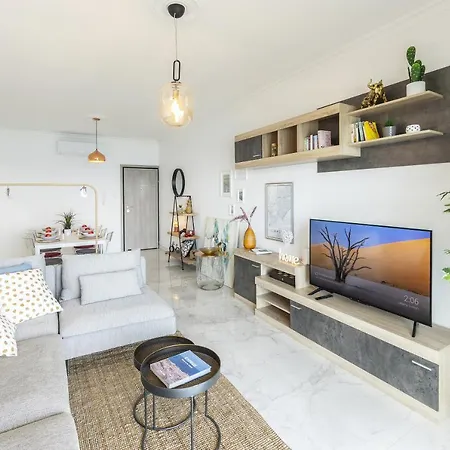 Lovely 3-bedroom In Prokymea Court Appartement Limasol