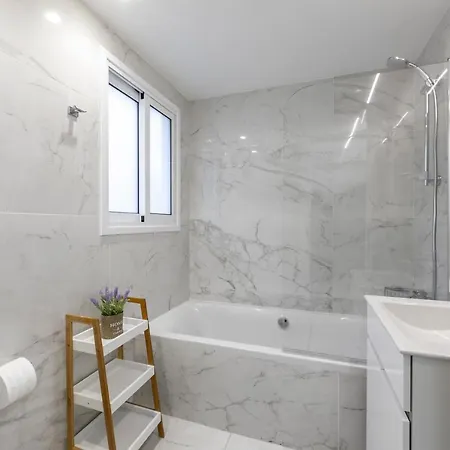 Appartement Lovely 3-bedroom In Prokymea Court Limasol